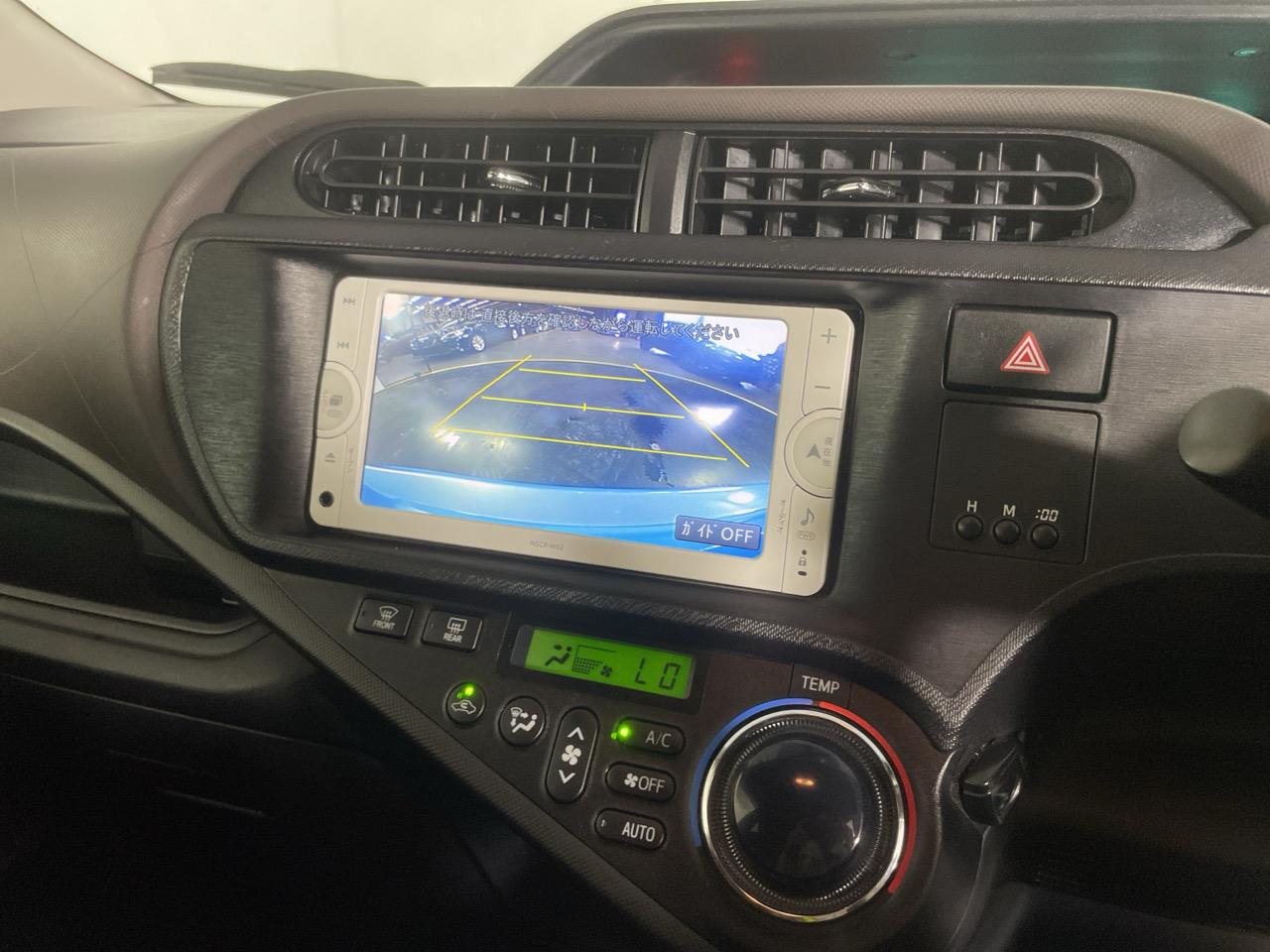 2012 Toyota Aqua 1.5 Hatchback REVESING CAMERA + PUSH SRART + AUTO LIGHTS