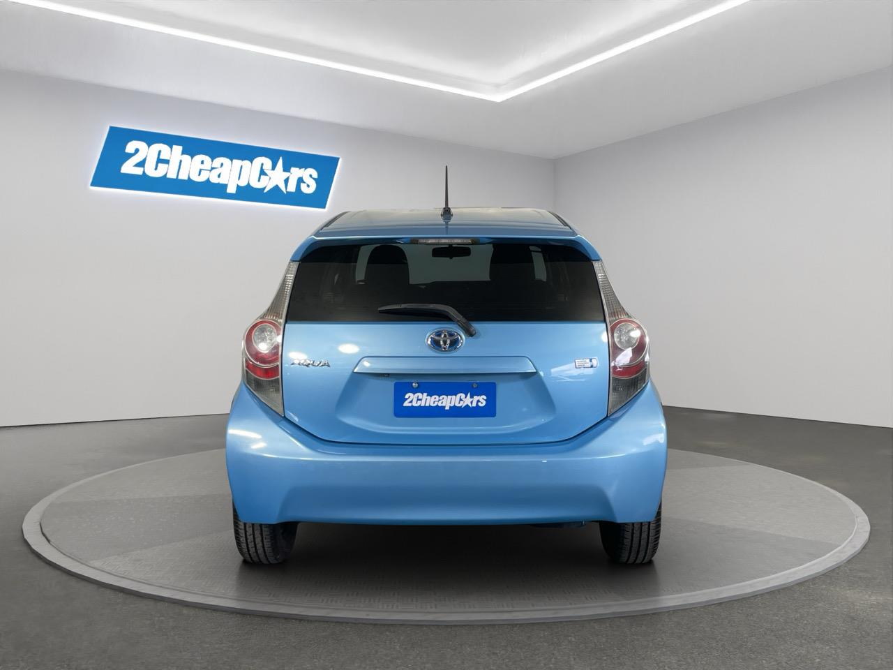 2012 Toyota Aqua 1.5 Hatchback REVESING CAMERA + PUSH SRART + AUTO LIGHTS