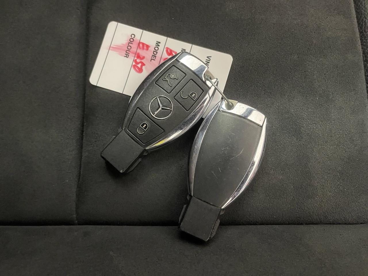 2013 Mercedes-Benz E 250 Avantgarde Line Sedan CRUISE CONTROL + HEATED SEATS + PARKING SENSORS