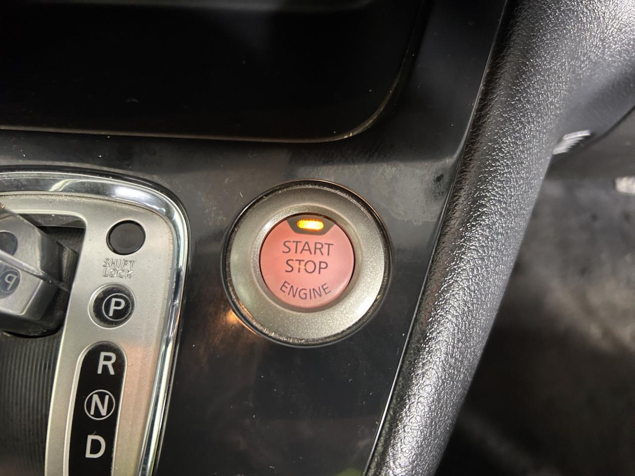 2012 Nissan Serena Hybrid Highway Star People Mover POWER SLIDING DOORS + REVERSING CAMERA + SMART KEY