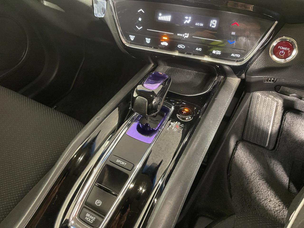 2014 Honda Vezel HYBIRID X RV/SUV REVERSING CAMERA + CRUISE CONTROL + PADDLE SHIFT