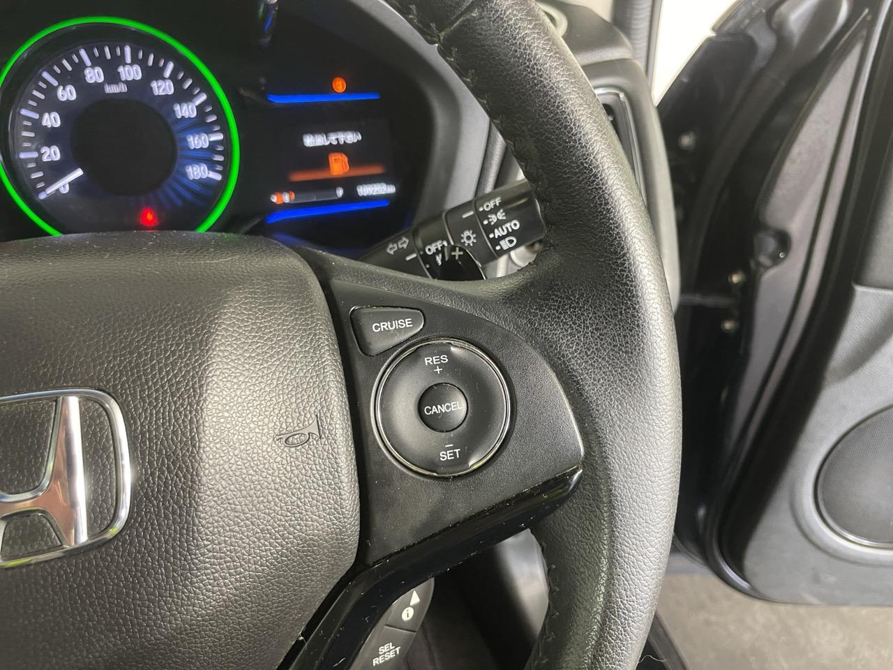 2014 Honda Vezel HYBIRID X RV/SUV REVERSING CAMERA + CRUISE CONTROL + PADDLE SHIFT