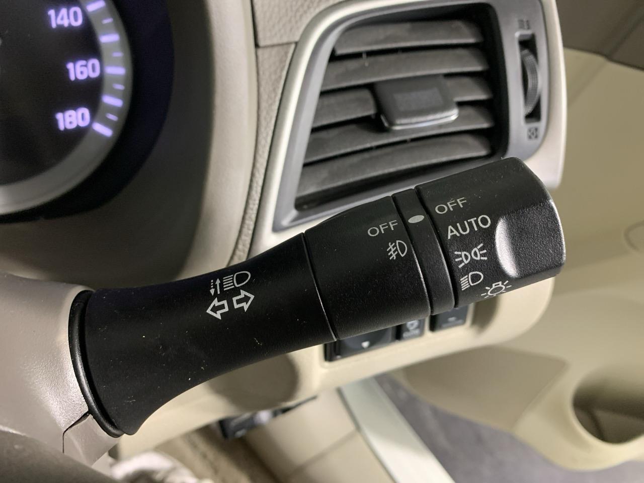 2013 Nissan Sylphy G Sedan PUSH START + AUTO LIGHTS + GREAT SPACE