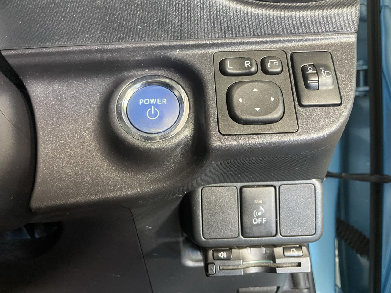 2014 Toyota Aqua S Hatchback REVERSING CAMERA + AUTO LIGHTS + PUSH START