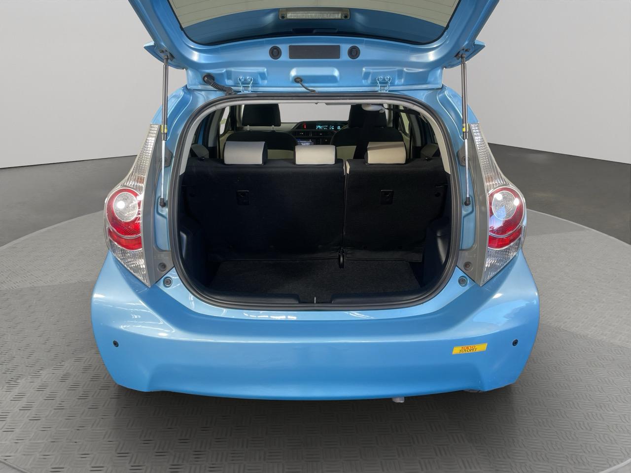 2014 Toyota Aqua S Hatchback REVERSING CAMERA + AUTO LIGHTS + PUSH START