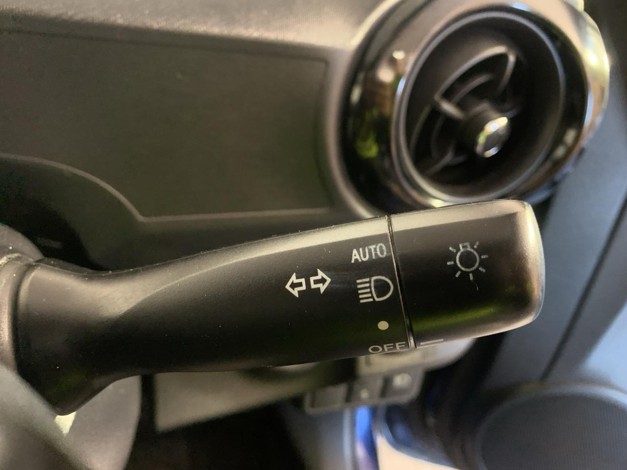 2016 Toyota Aqua Facelift Model S Hatchback PUSH START + REVERSING CAMERA + AUTO LIGHTS