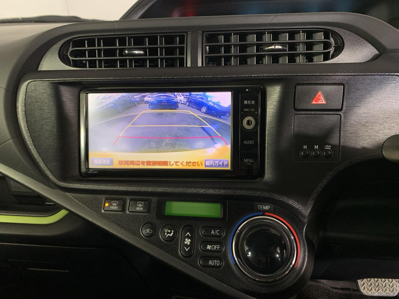 2014 Toyota Aqua S Hatchback REVERSING CAMERA + HEATED SEATS + AUTO LIGHTS