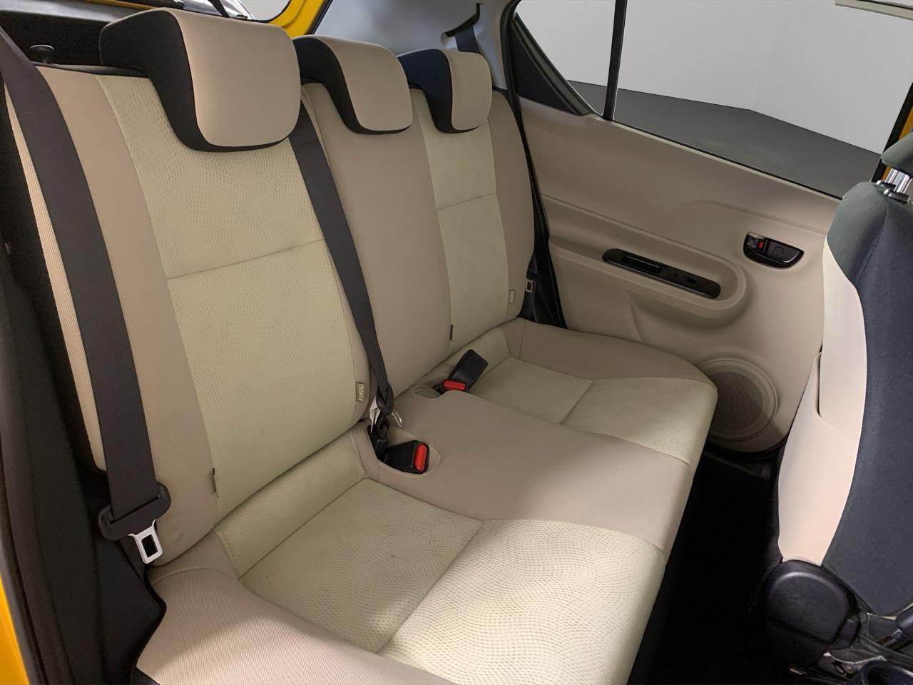 2014 Toyota Aqua S Hatchback REVERSING CAMERA + HEATED SEATS + AUTO LIGHTS