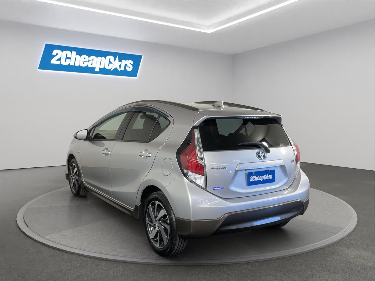 2015 Toyota Aqua X-URBAN Hatchback REVERSING CAMERA + AUTO LIGHTS + PUSH START