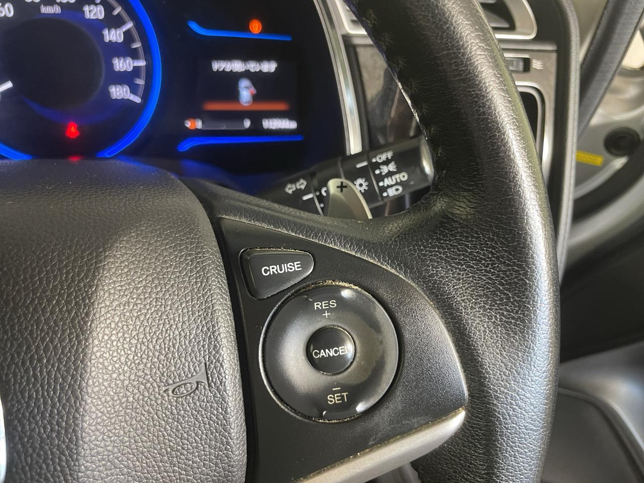 2015 Honda Fit Shuttle Hybrid Facelift Z Station Wagon REVERSING CAMERA + HEATED SEATS + PUSH START