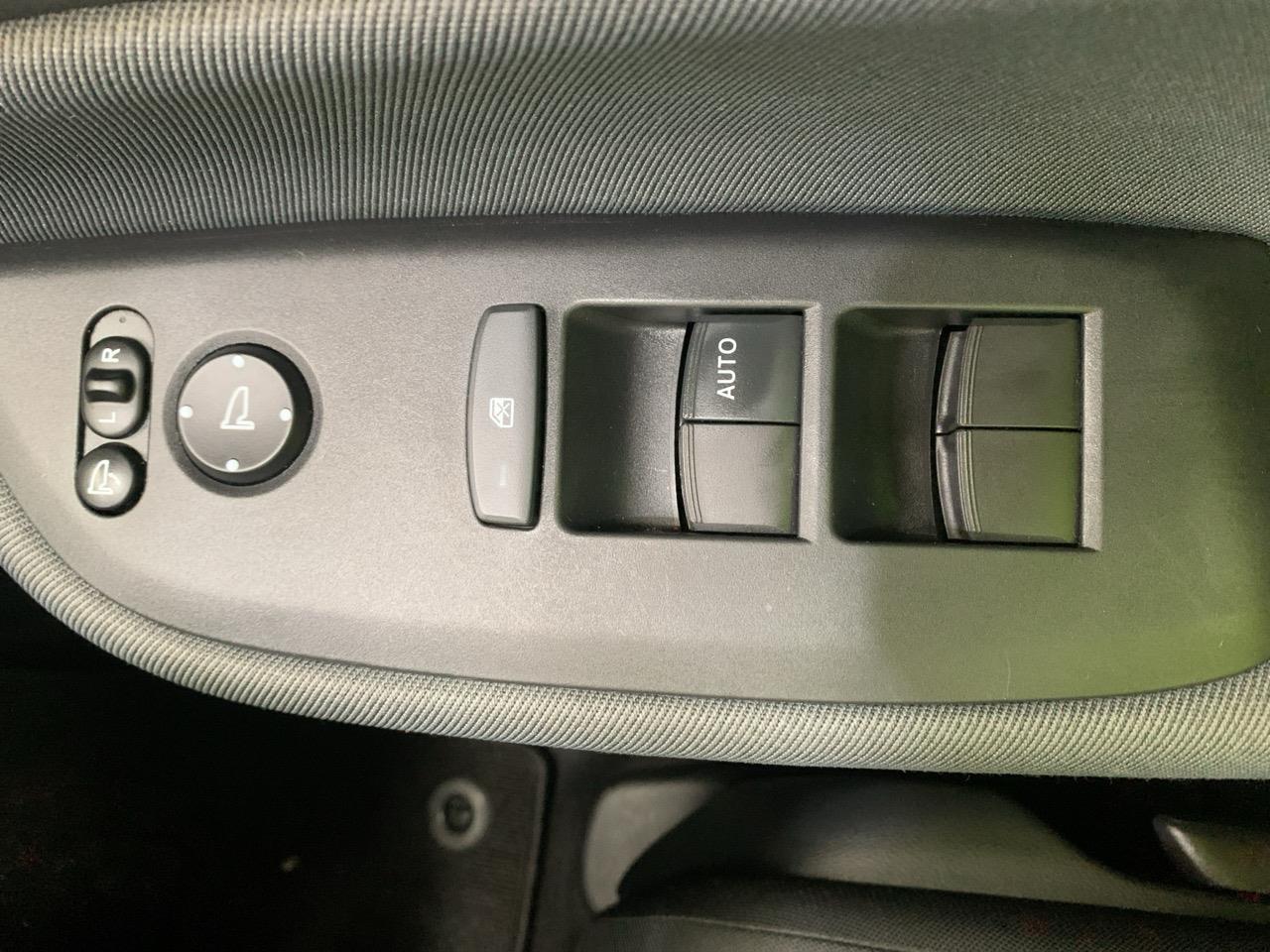 2020 Honda Fit e: HEV Hatchback CRUISE CONTROL + PARKING SENSOR + REVERSING CAMERA