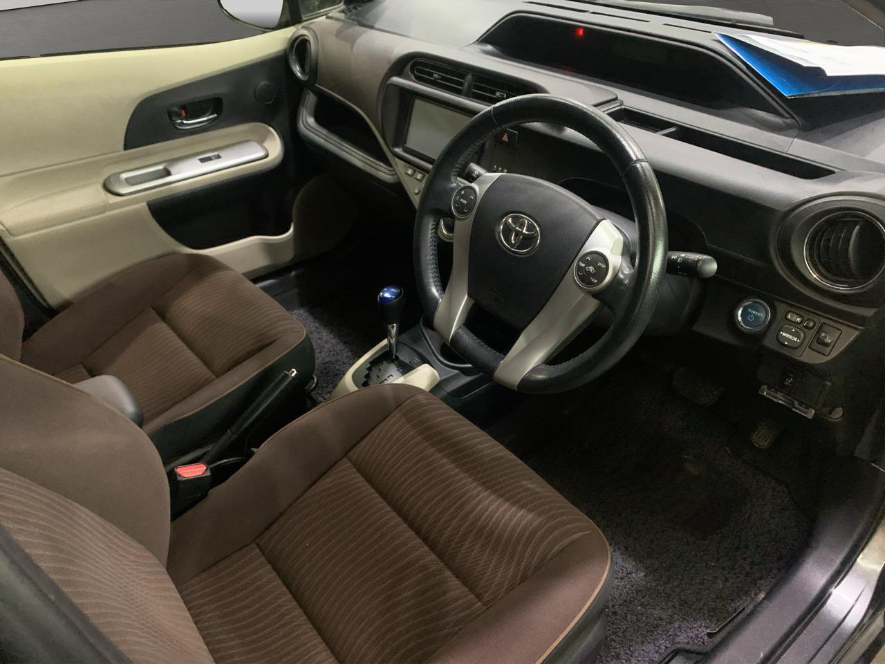 2012 Toyota Aqua G Hatchback PUSH BUTTON START + AUTO LIGHTS + REVERSING CAMERA