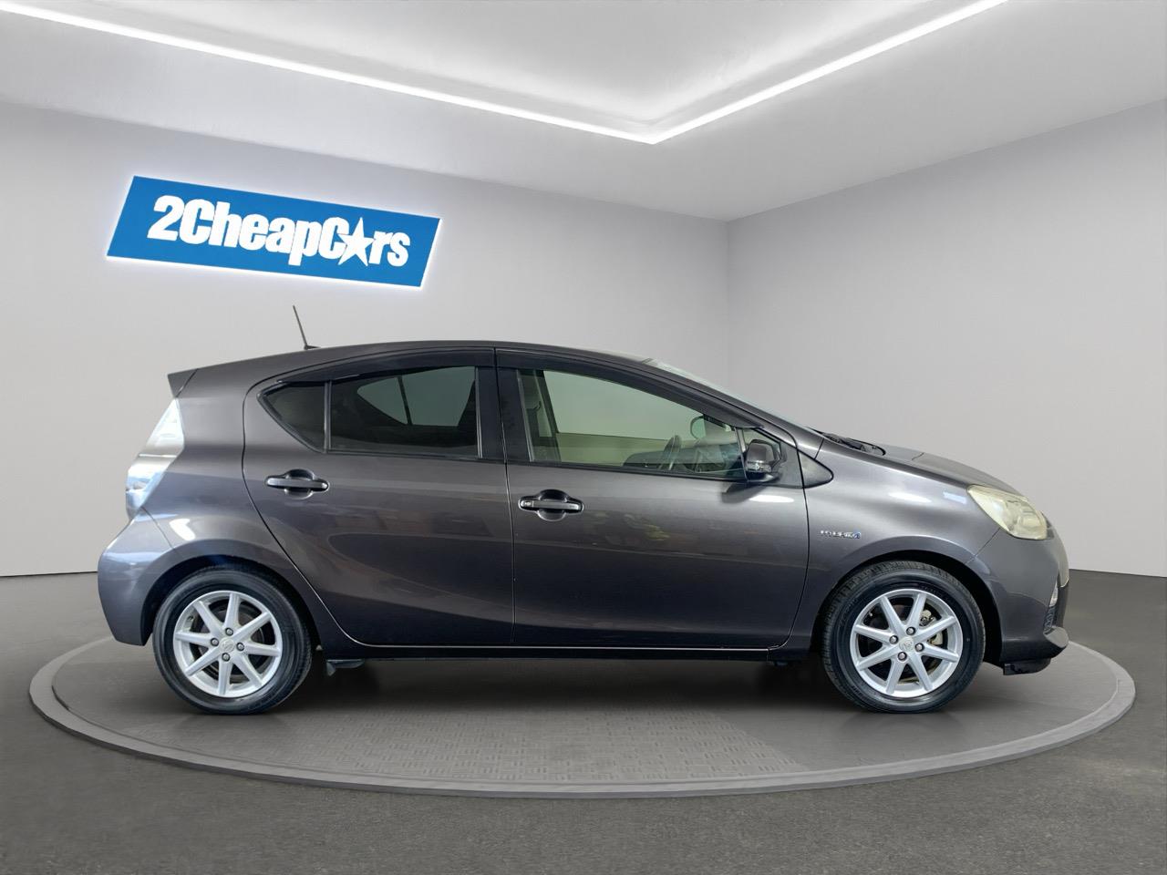 2012 Toyota Aqua G Hatchback PUSH BUTTON START + AUTO LIGHTS + REVERSING CAMERA