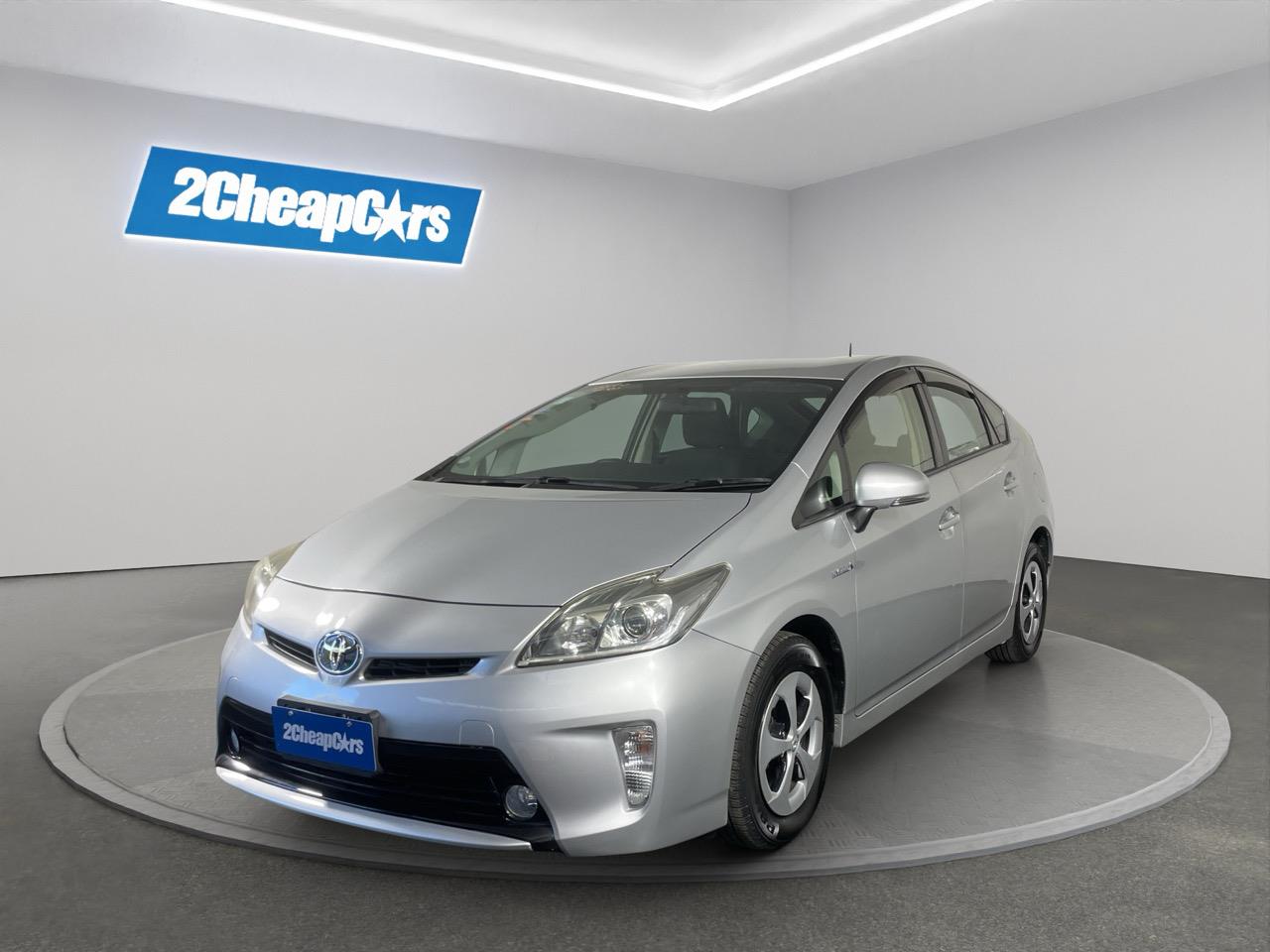 2013 Toyota Prius G Hatchback