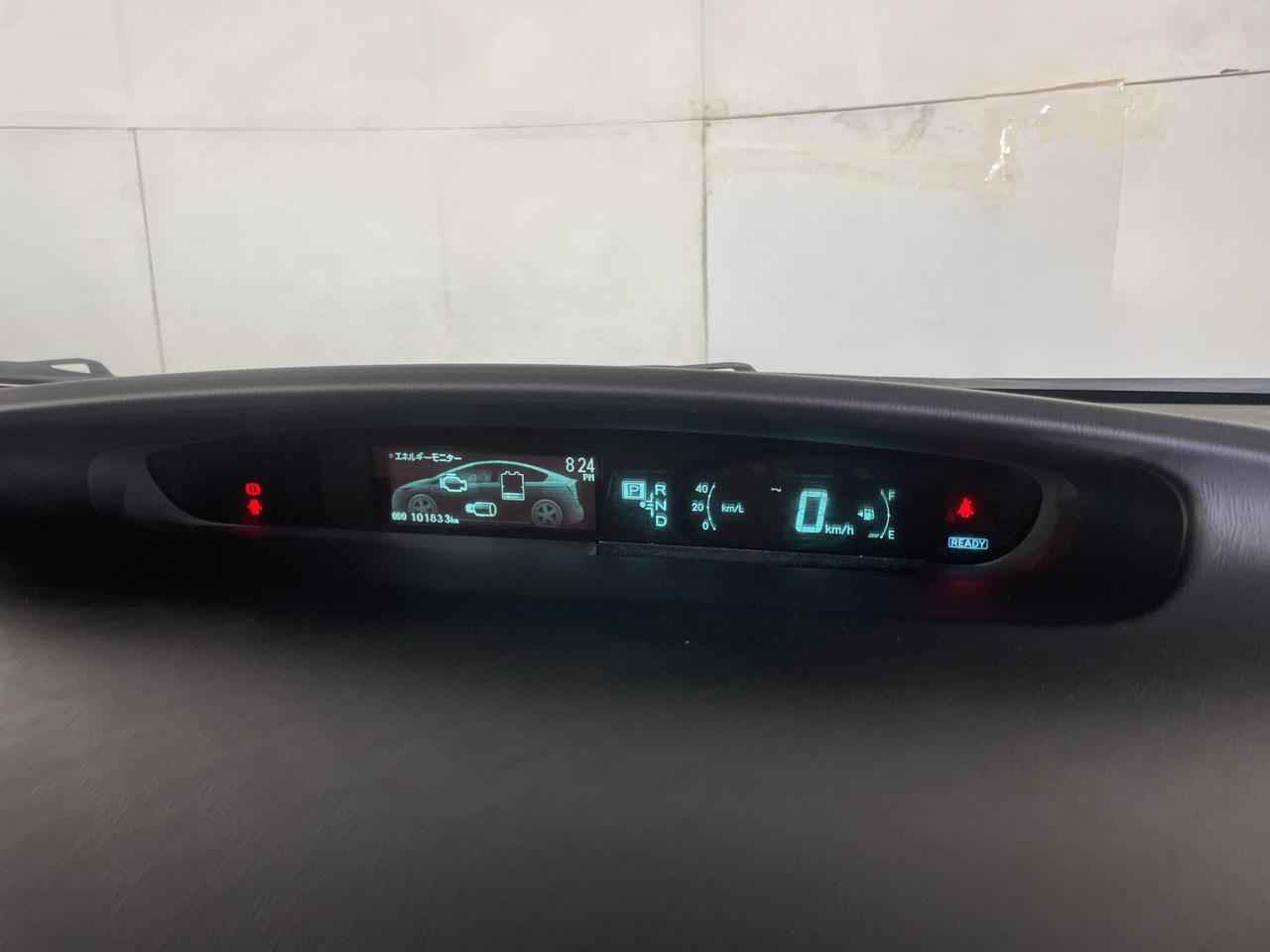 2013 Toyota Prius G Hatchback REVERSING CAMERA + CRUISE CONTROL + PUSH START