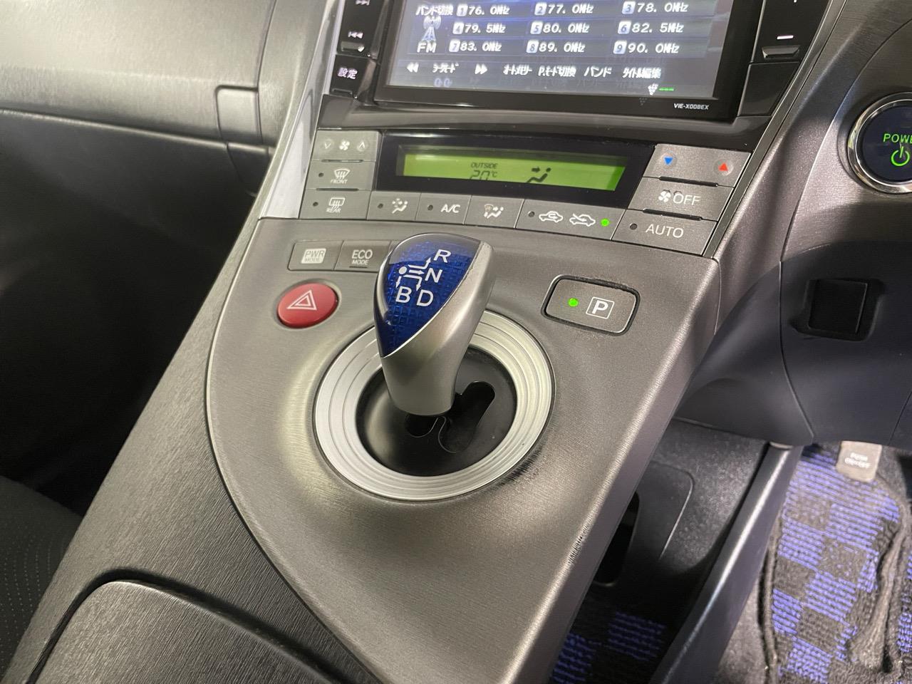 2013 Toyota Prius G Hatchback REVERSING CAMERA + CRUISE CONTROL + PUSH START