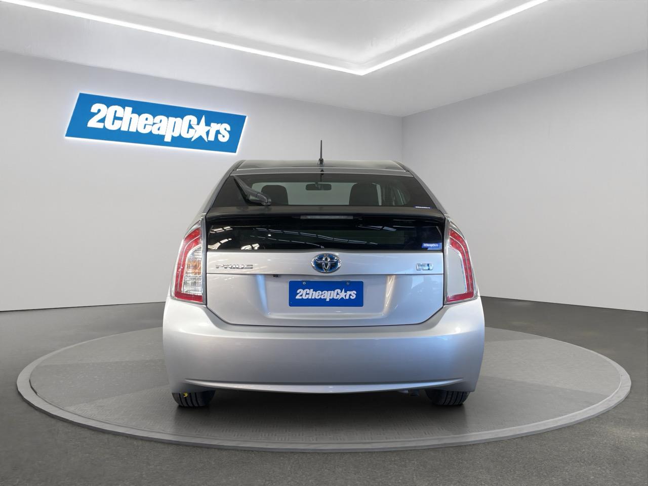 2013 Toyota Prius G Hatchback REVERSING CAMERA + CRUISE CONTROL + PUSH START