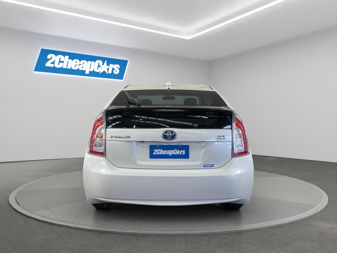 2012 Toyota Prius S Hatchback REVERSING CAMERA + AUTO LIGHTS + PUSH START