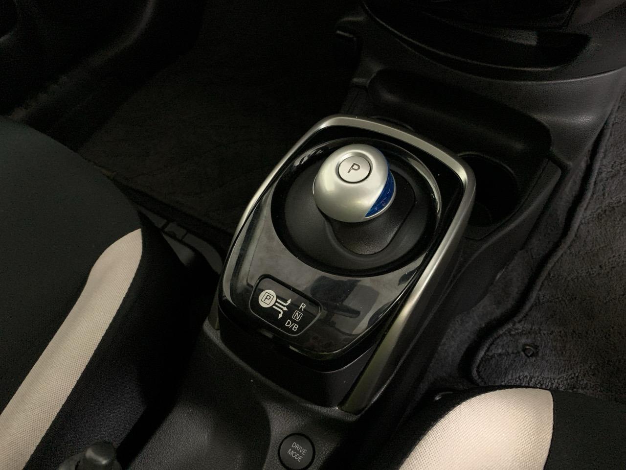 2017 Nissan Note E-POWER X Hatchback LOW KMS + PUSH BUTTON START + AUTO LIGHTS