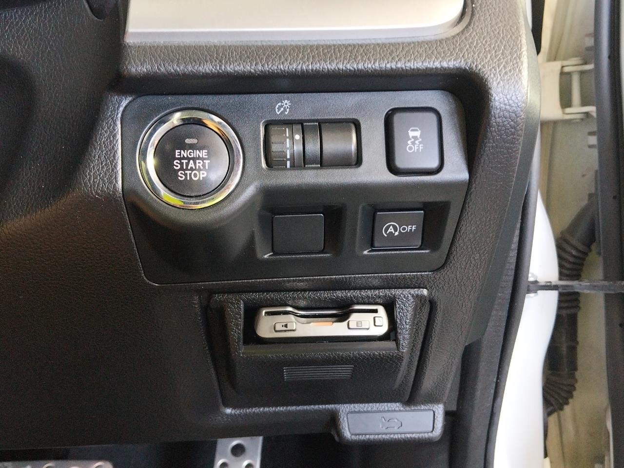 2012 Subaru Impreza SPORT 2.0 Hatchback AUTO LIGHTTS + PADDLE SHIFT + PUSH START 