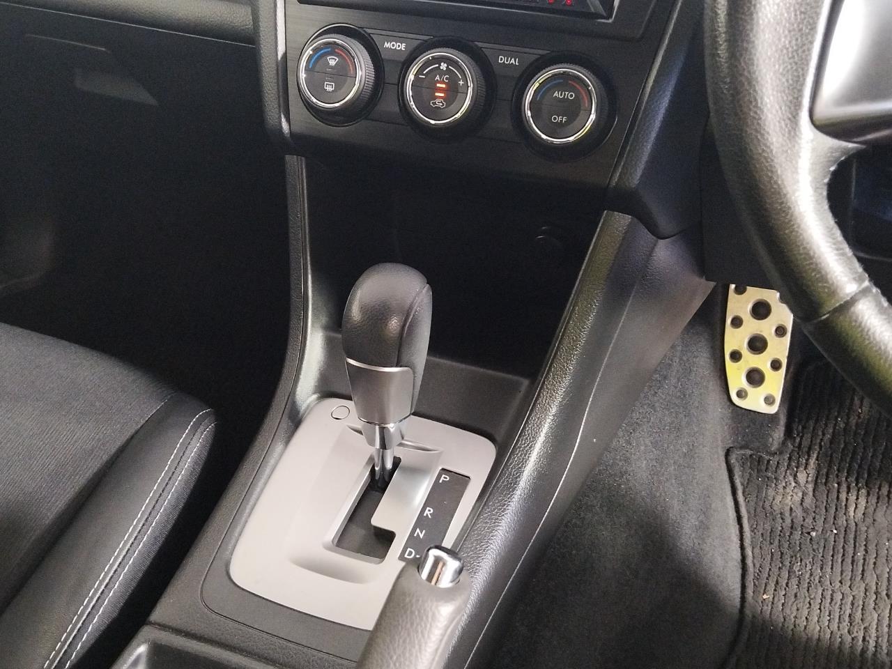 2012 Subaru Impreza SPORT 2.0 Hatchback AUTO LIGHTTS + PADDLE SHIFT + PUSH START 