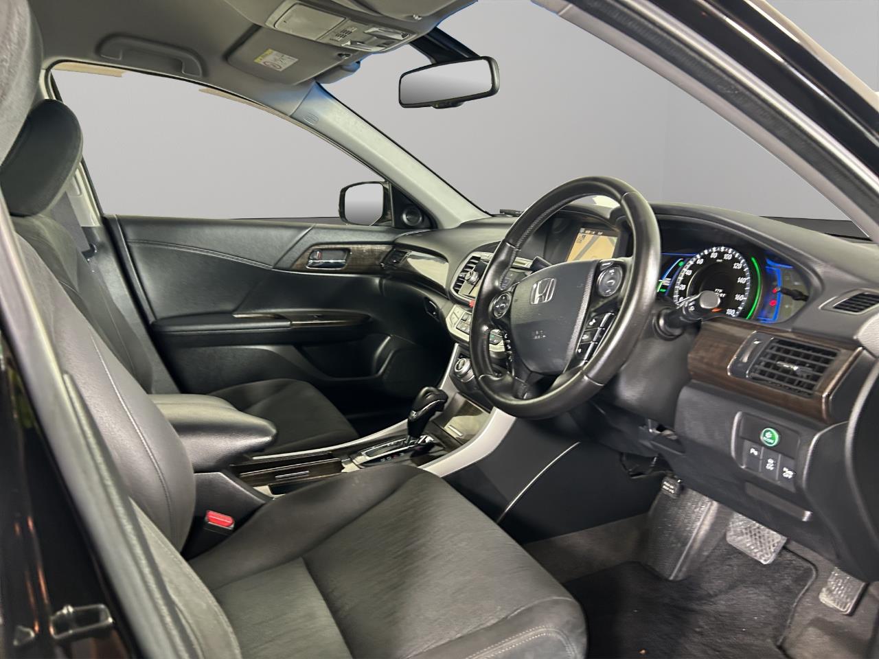 2014 Honda Accord HYBRID LX Sedan CRUISE CONTROL + AUTO LIGHTS + HYBRID EFFICIENCY