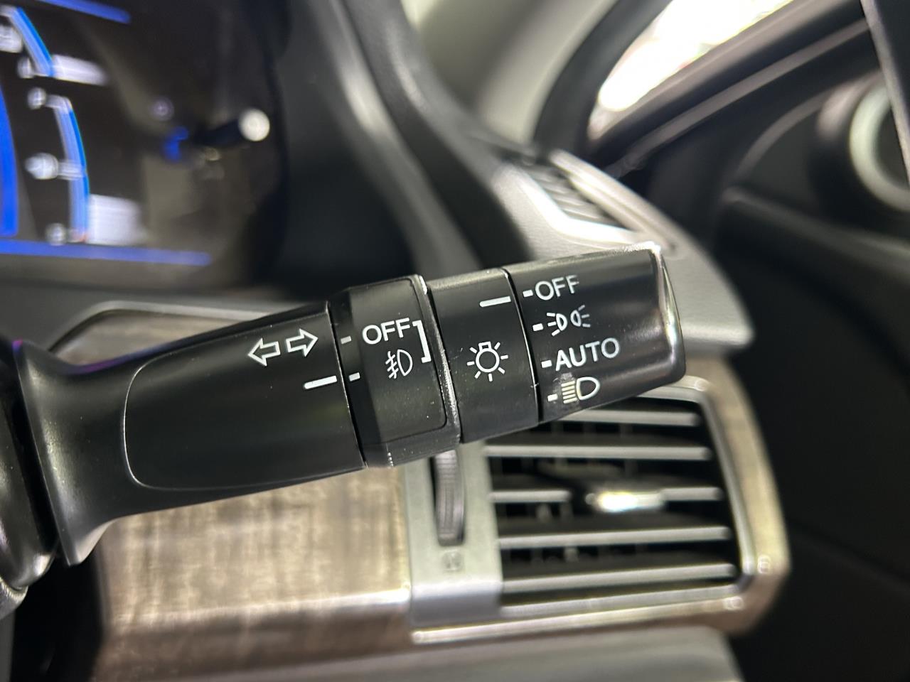 2014 Honda Accord HYBRID LX Sedan CRUISE CONTROL + AUTO LIGHTS + HYBRID EFFICIENCY