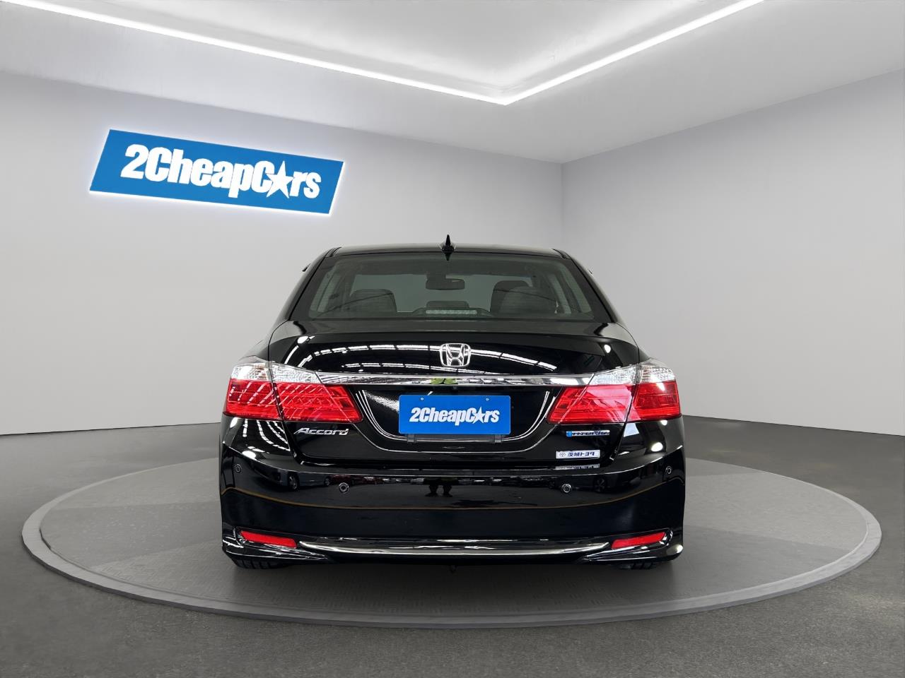 2014 Honda Accord HYBRID LX Sedan CRUISE CONTROL + AUTO LIGHTS + HYBRID EFFICIENCY