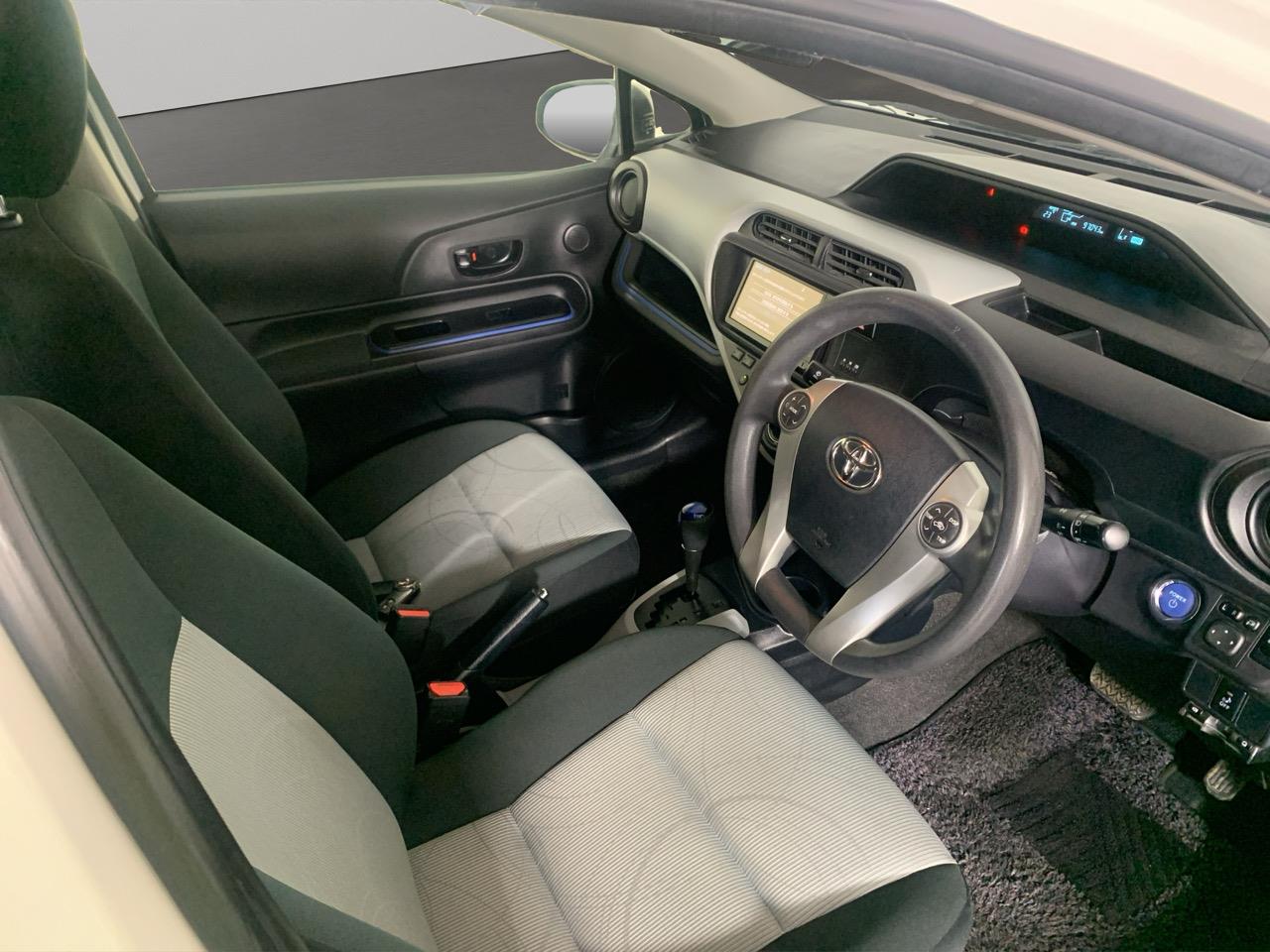 2014 Toyota Aqua G Hatchback GREAT FUEL EFFICIENCY + REVESING CAMERA