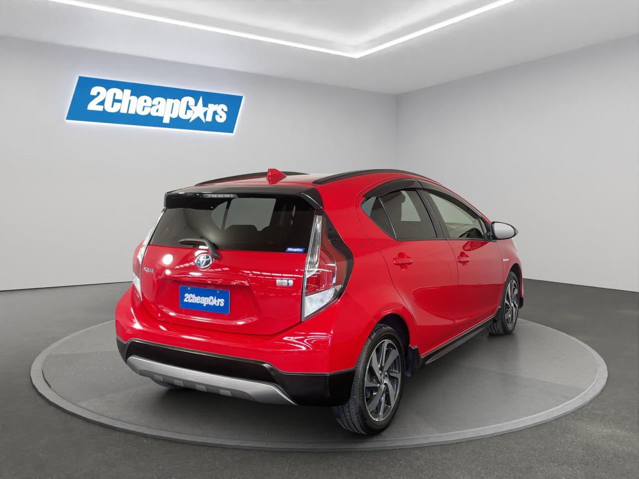 2015 Toyota Aqua X-URBAN Hatchback REVERSING CAMERA + AUTO LIGHTS + PUSH START