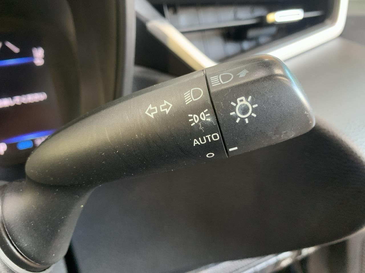 2018 Toyota Corolla Sport Hybrid G Hatchback LOW KMS + REVERSING CAMERA + PUSH BUTTON START