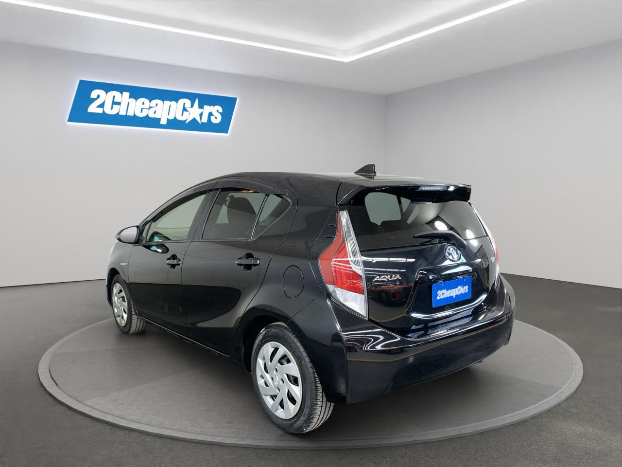 2015 Toyota Aqua Facelift Model G Hatchback CRUISE CONTROL + REVERSING CAMERA + HEATED SEATS