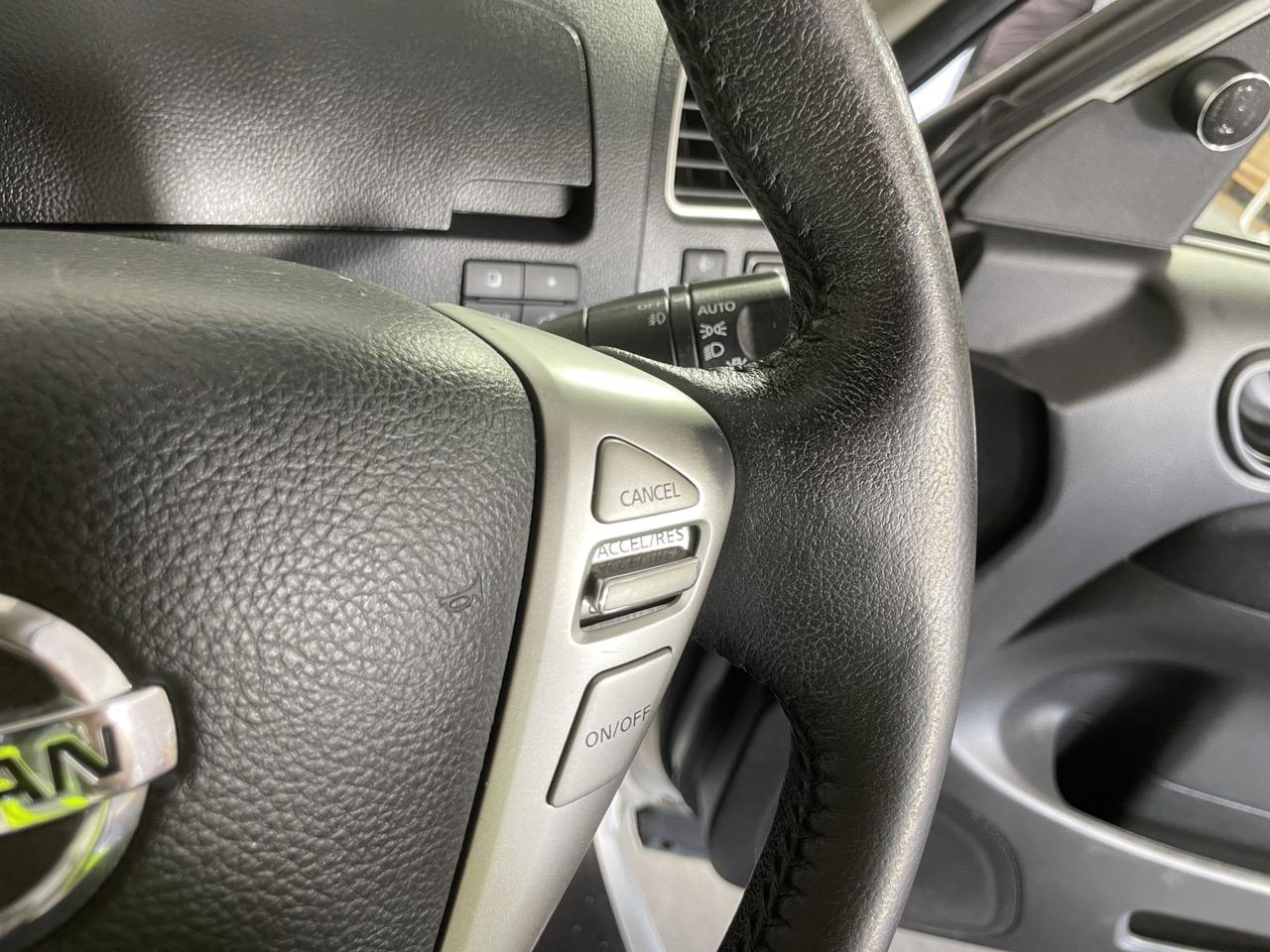 2012 Nissan Serena Hybrid Highway Star People Mover REVESING CAMERA + PUSH SRART + AUTO LIGHTS