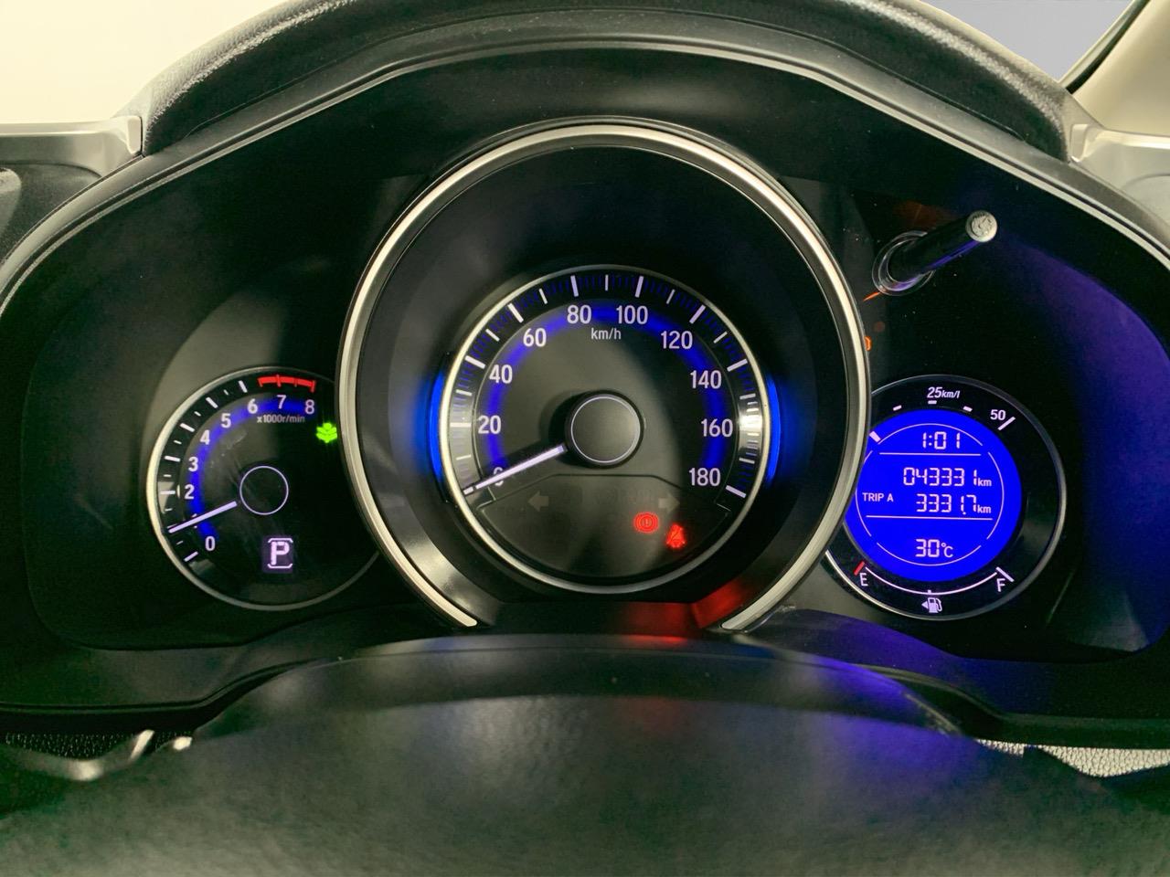 2015 Honda Fit Jazz Late Shape Hatchback LOW KM + PUSH START + GREAT FUEL EFFICIENCY