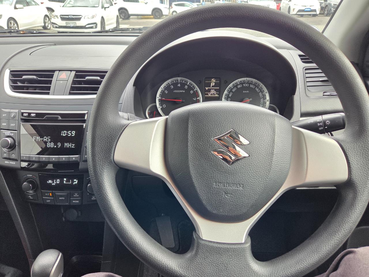 2015 Suzuki Swift XG Hatchback PUSH START