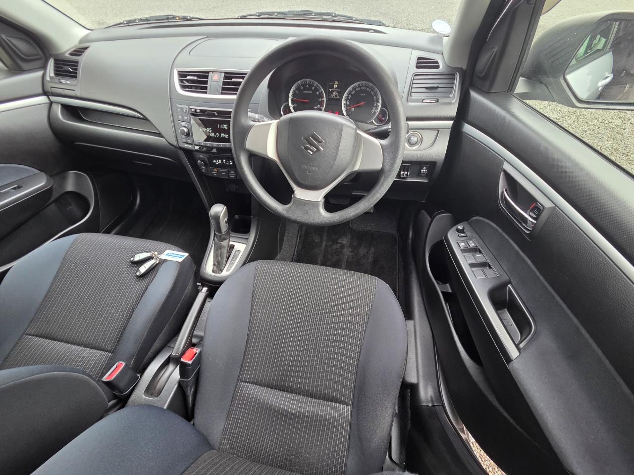 2015 Suzuki Swift XG Hatchback PUSH START