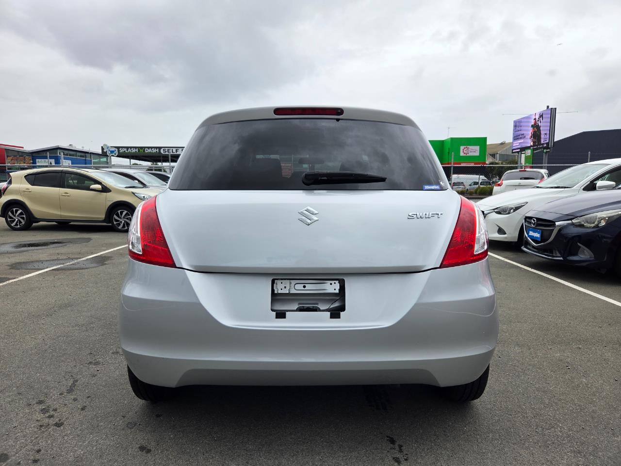 2015 Suzuki Swift XG Hatchback PUSH START