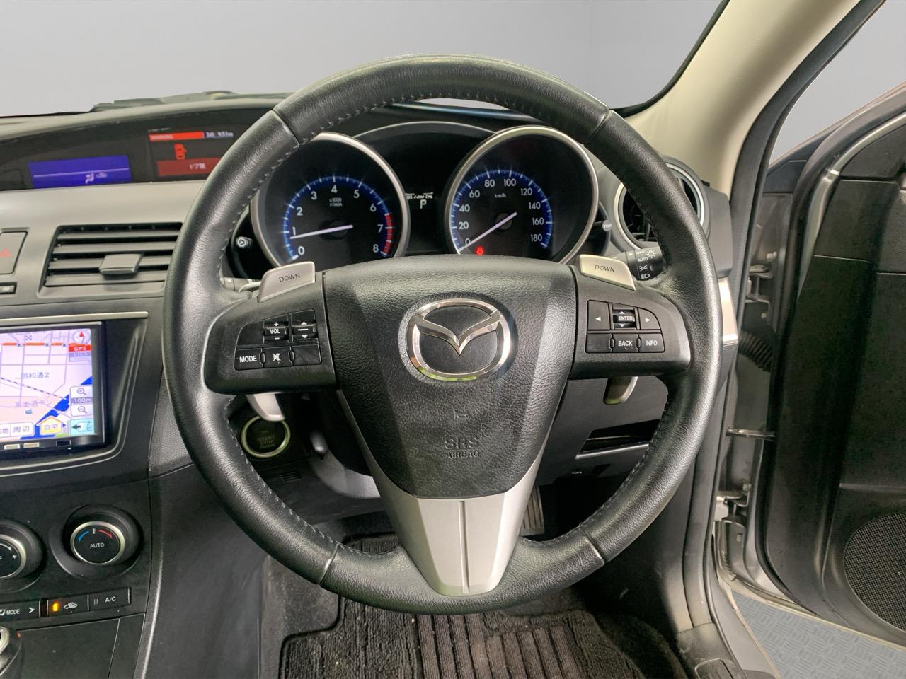 2013 Mazda Axela 3 Sport 2.0S Hatchback PADDLE SHIFT + REVERSING CAMERA + AUTO LIGHTS