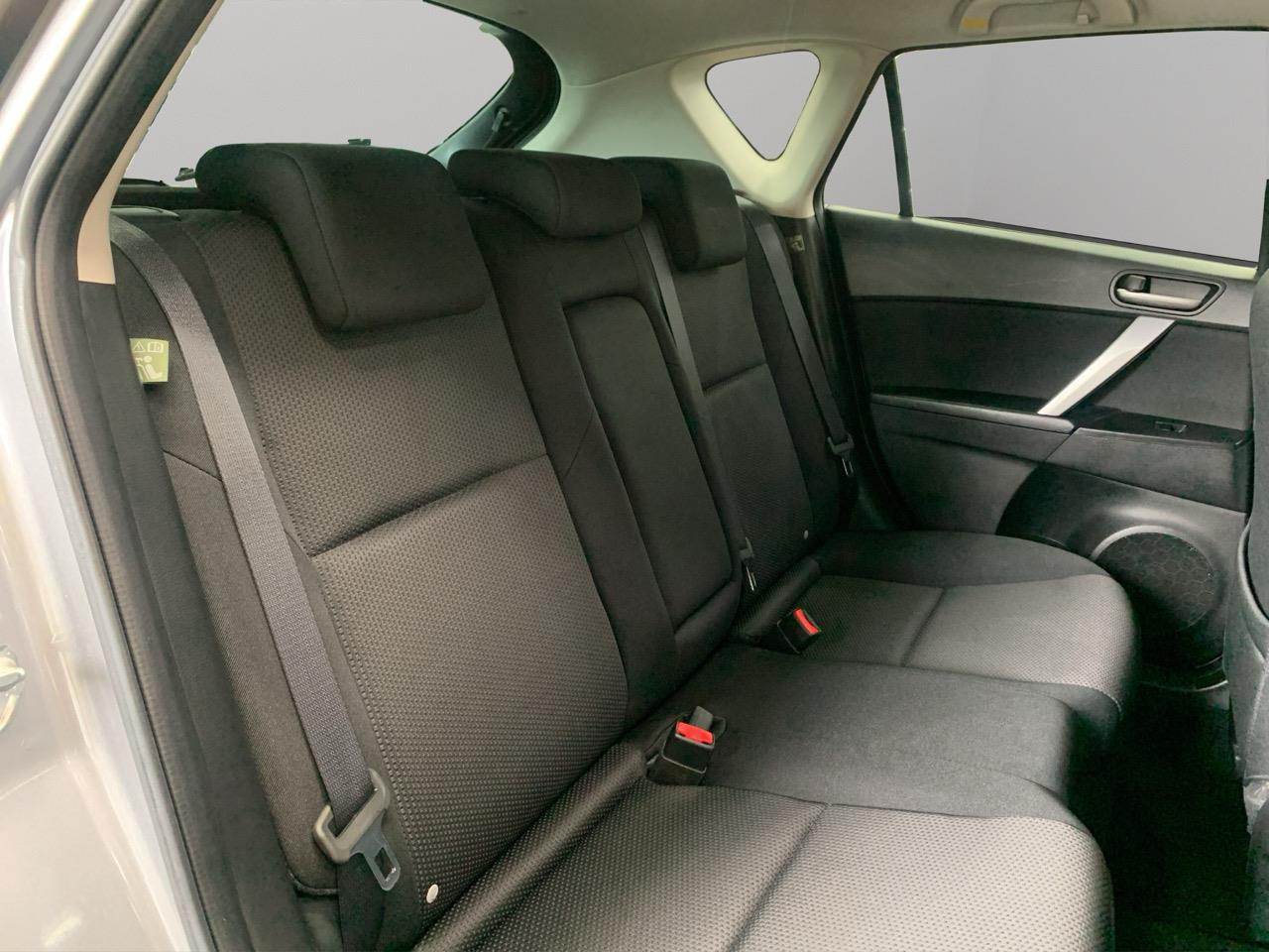 2013 Mazda Axela 3 Sport 2.0S Hatchback PADDLE SHIFT + REVERSING CAMERA + AUTO LIGHTS