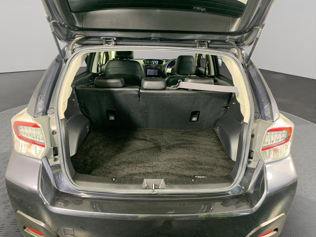 2013 Subaru XV HYBRID 2.0 L EYESIGHT AWD RV/SUV AWD + CRUISE CONTROL + POWER ADJUSTMENT SEATS