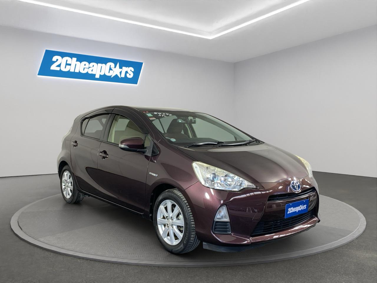 2014 Toyota Aqua G Hatchback REVERSING CAMERA + PUSH BUTTON START + AUTO LIGHTS