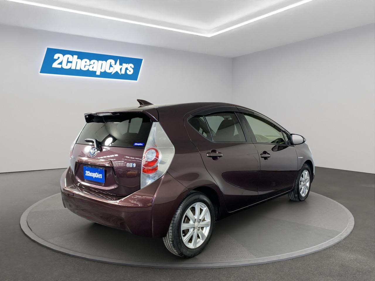 2014 Toyota Aqua G Hatchback REVERSING CAMERA + PUSH BUTTON START + AUTO LIGHTS