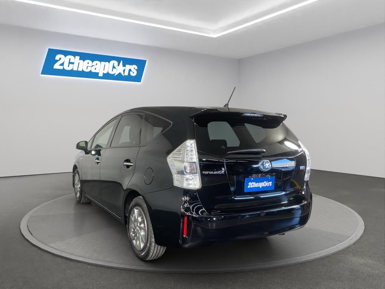 2014 Toyota Prius Alpha S 7 Seaters People Mover REVERSING CAMERA + AUTO LIGHTS + PUSH START