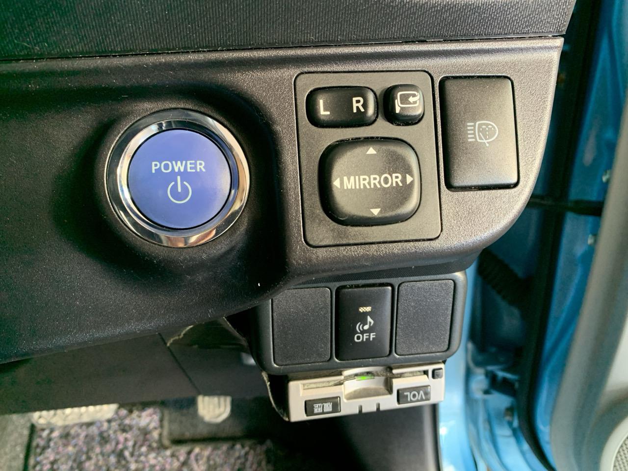 2012 Toyota Aqua S Hatchback PUSH START + REVERSING CAMERA + AUTO LIGHTS