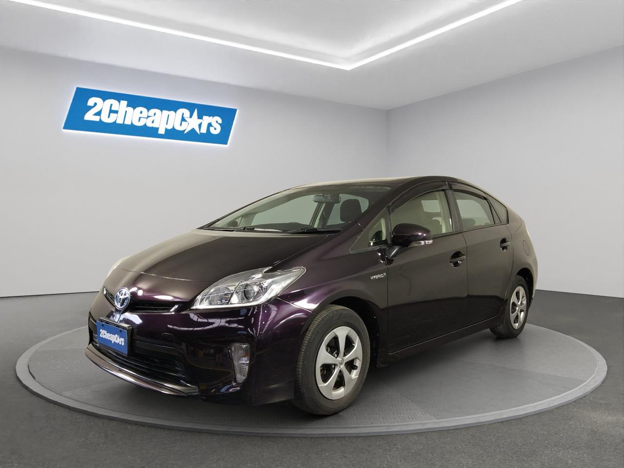 2014 Toyota Prius HYBRID Hatchback
