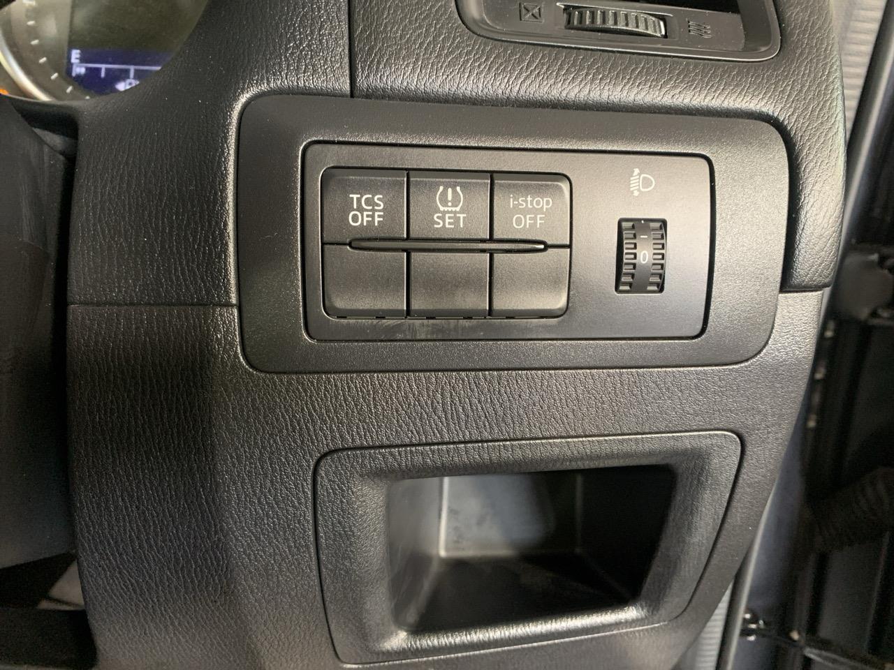 2013 Mazda CX-5 SKYACTIVE RV/SUV REVERSING CAMERA + PUSH BUTTON START + GREAT SPACE