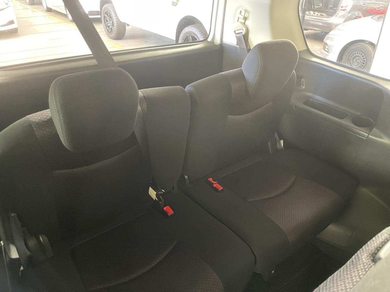 2013 Nissan Serena Hybrid Highway Star People Mover ELECTRIC SLIDING DOORS + REVERSING CAMERA