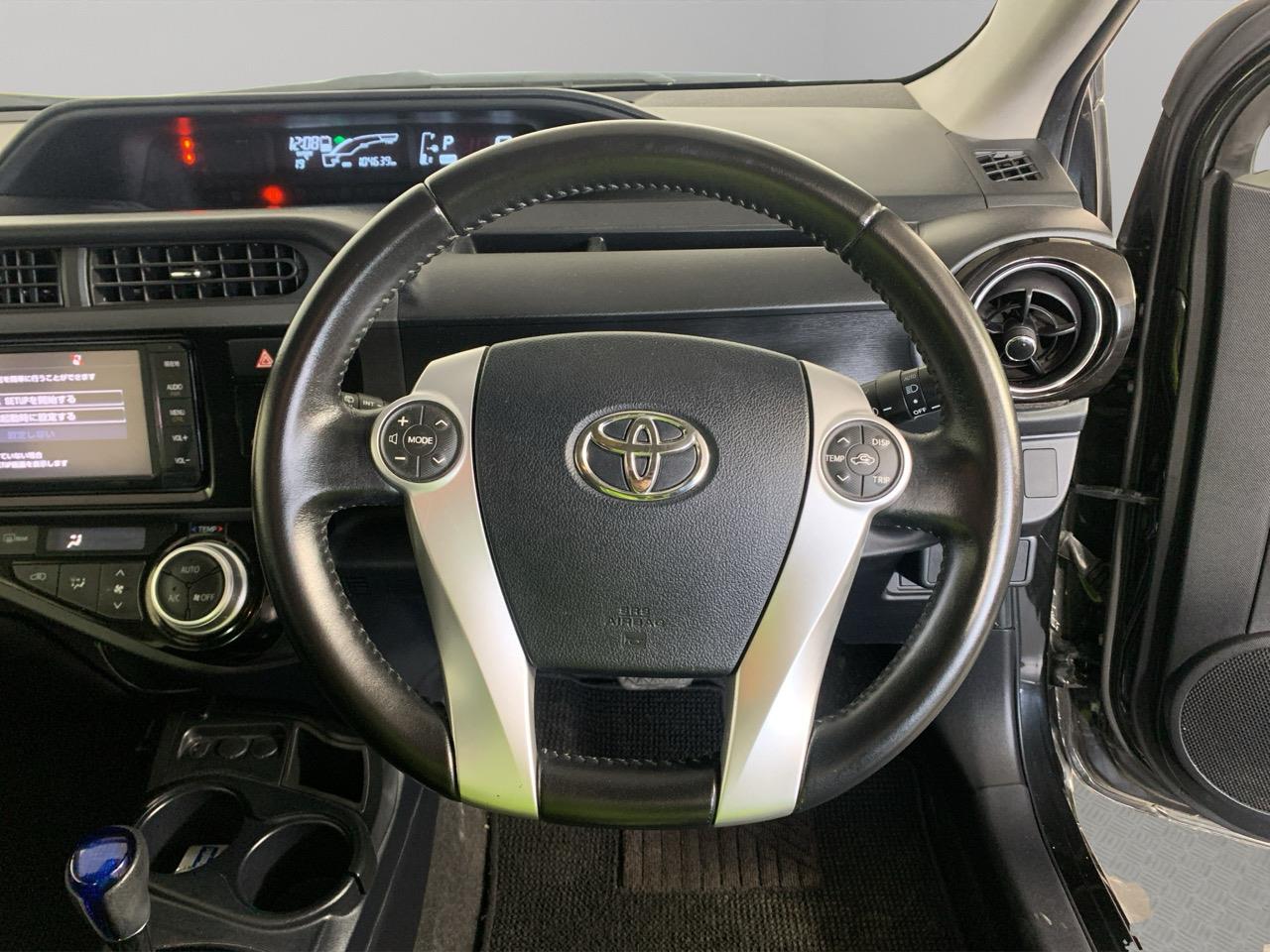 2015 Toyota Aqua X-URBAN Hatchback REVERSING CAMERA + PUSH BUTTON START + AUTO LIGHTS
