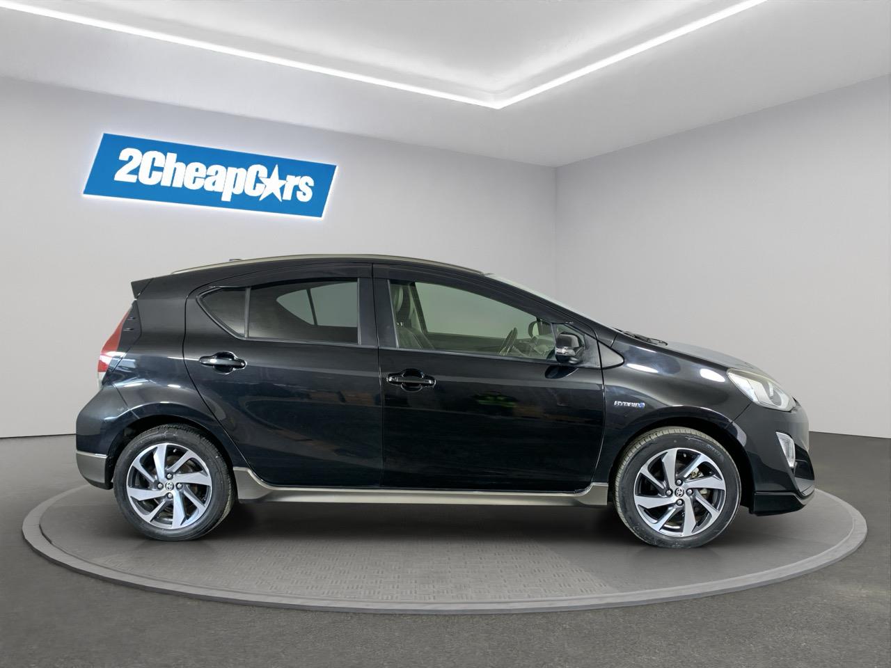 2015 Toyota Aqua X-URBAN Hatchback REVERSING CAMERA + PUSH BUTTON START + AUTO LIGHTS