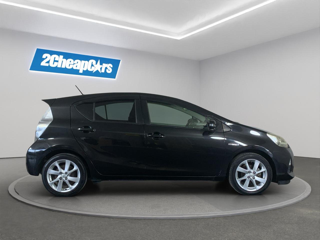 2012 Toyota Aqua 1.5 Hatchback PUSH SRART + AUTO LIGHTS
